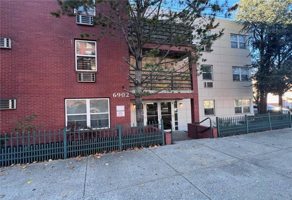 6902 Narrows Avenue, Brooklyn, New York 11209, 2 Bedrooms Bedrooms, ,2 BathroomsBathrooms,Residential,For Sale,Narrows,487252