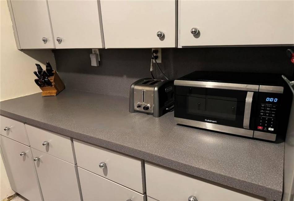 100 Avenue P, Brooklyn, New York 11204, 2 Bedrooms Bedrooms, ,1 BathroomBathrooms,Residential,For Sale,Avenue P,485053