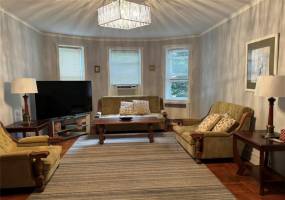 100 Avenue P, Brooklyn, New York 11204, 2 Bedrooms Bedrooms, ,1 BathroomBathrooms,Residential,For Sale,Avenue P,485053