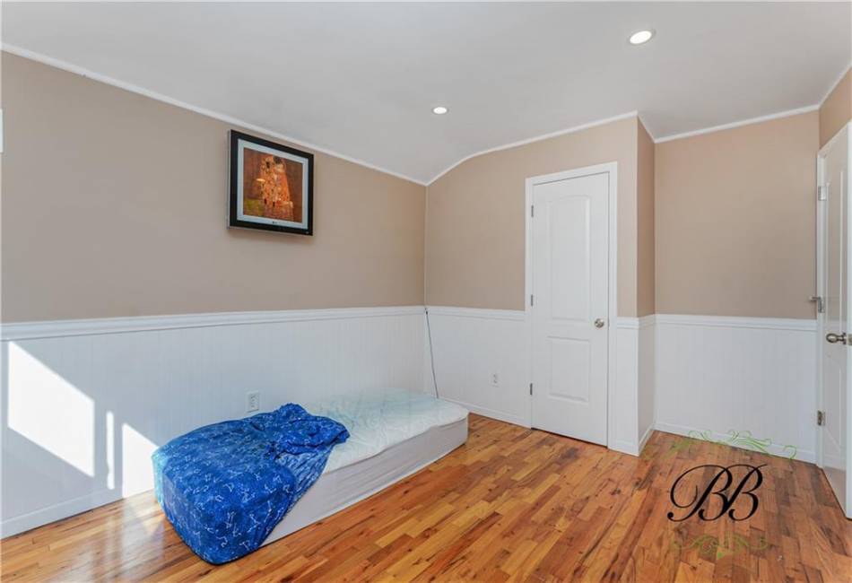 2409 70th Street, Brooklyn, New York 11234, 4 Bedrooms Bedrooms, ,3 BathroomsBathrooms,Residential,For Sale,70th,487256