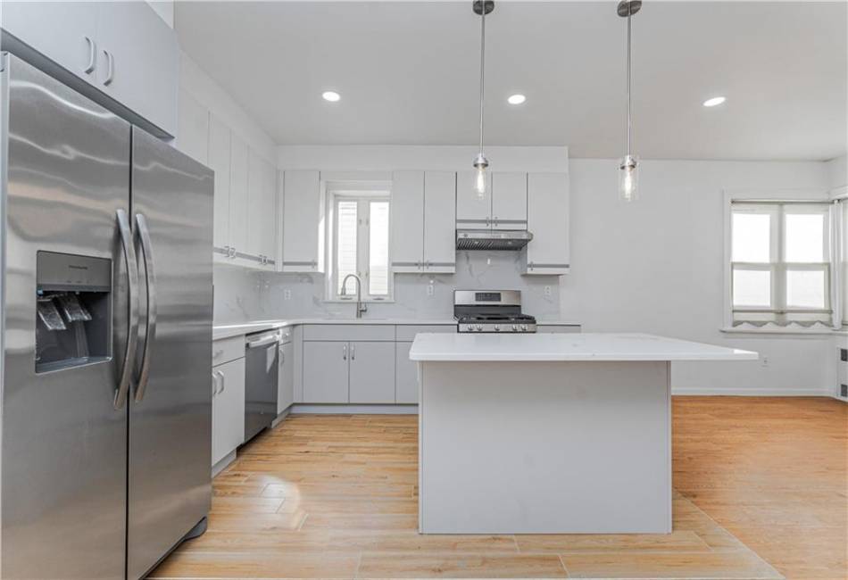 2357 27th Street, Brooklyn, New York 11229, 6 Bedrooms Bedrooms, ,Residential,For Sale,27th,487260