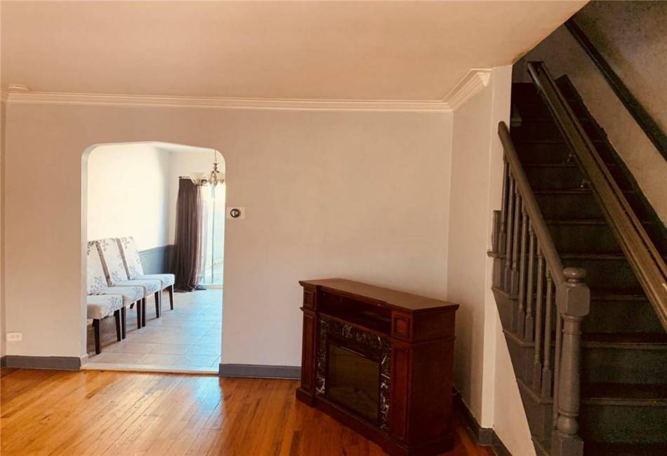 8860 16th Avenue, Brooklyn, New York 11214, 3 Bedrooms Bedrooms, ,2 BathroomsBathrooms,Residential,For Sale,16th,487264