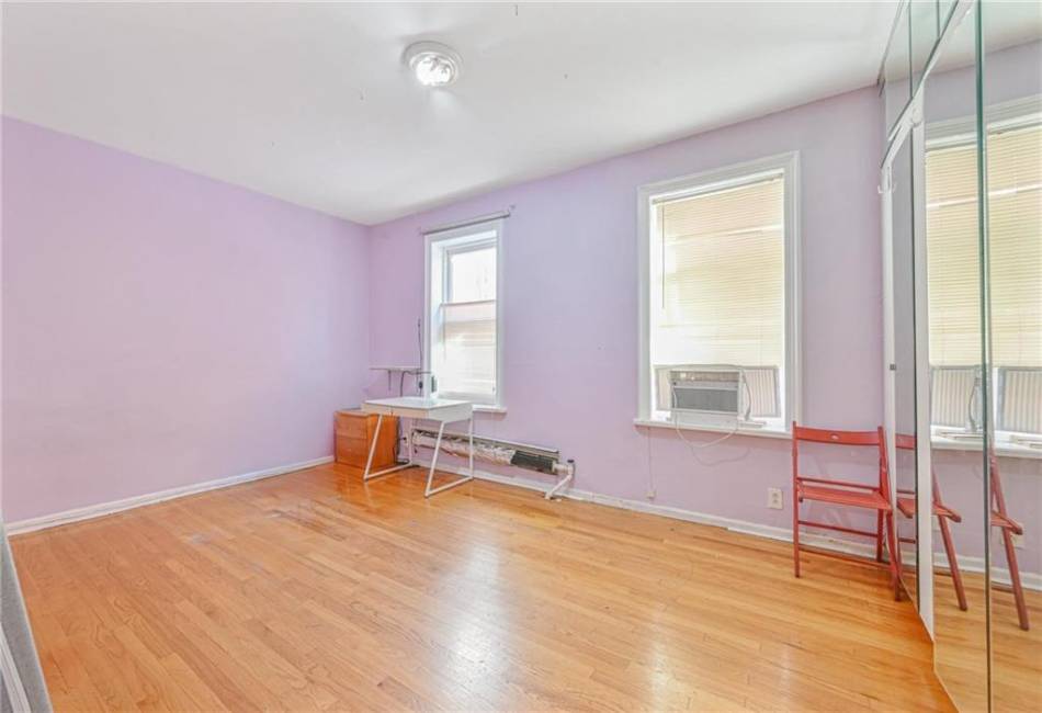 2975 Ocean Parkway, Brooklyn, New York 11235, 10 Bedrooms Bedrooms, ,3 BathroomsBathrooms,Residential,For Sale,Ocean,487114