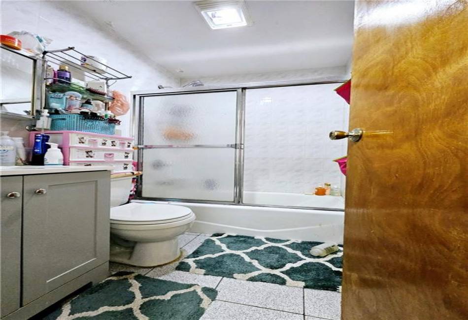 1641 82nd Street, Brooklyn, New York 11204, ,3 BathroomsBathrooms,Residential,For Sale,82nd,487269