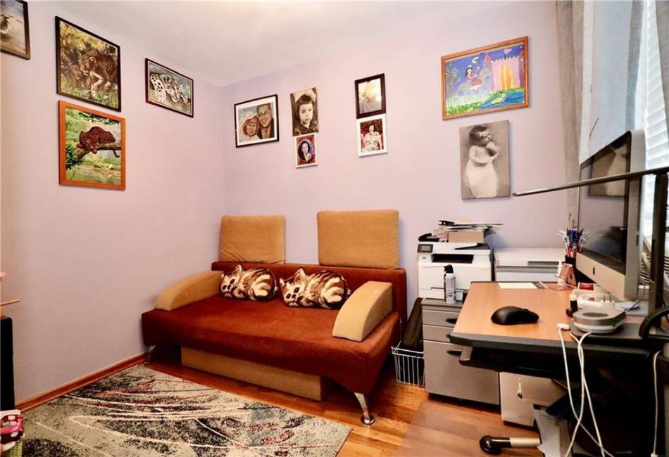 2800 Coyle Street, Brooklyn, New York 11235, 2 Bedrooms Bedrooms, ,1 BathroomBathrooms,Residential,For Sale,Coyle,487270