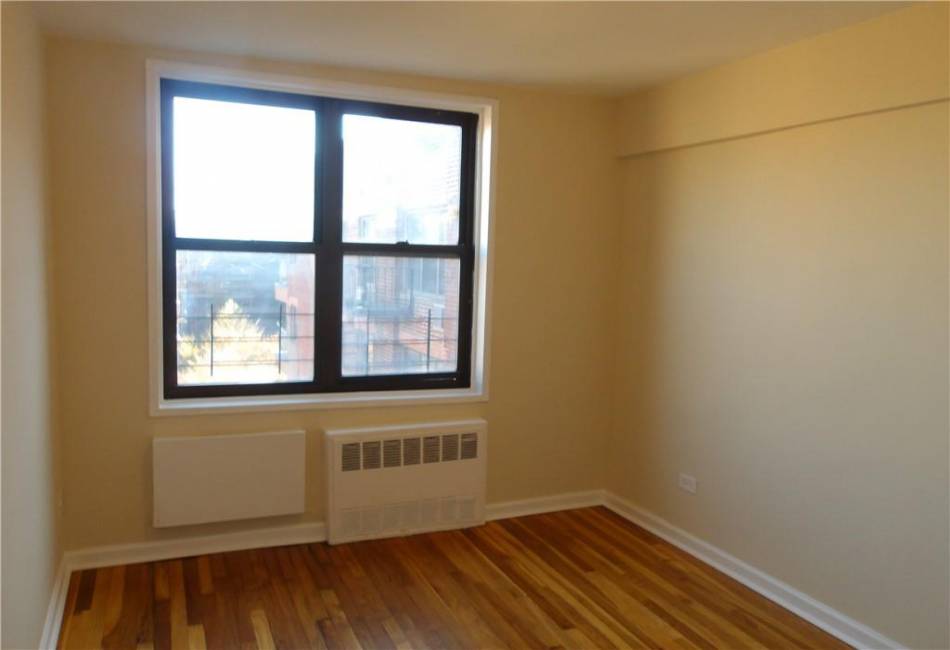 1200 53rd Street, Brooklyn, New York 11234, 2 Bedrooms Bedrooms, ,1 BathroomBathrooms,Residential,For Sale,53rd,487278