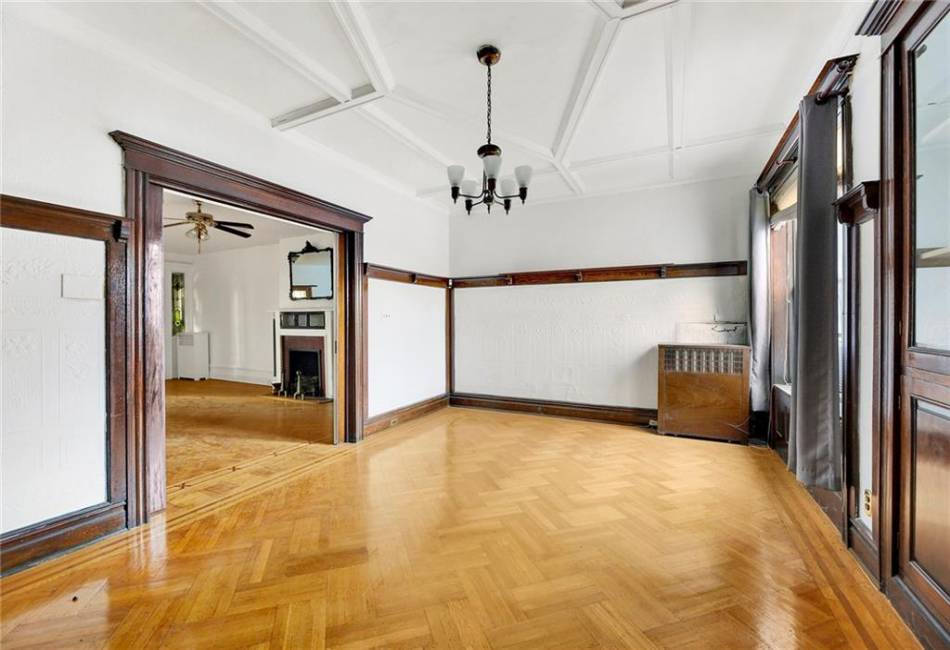 178 68th Street, Brooklyn, New York 11220, 4 Bedrooms Bedrooms, ,3 BathroomsBathrooms,Residential,For Sale,68th,487280