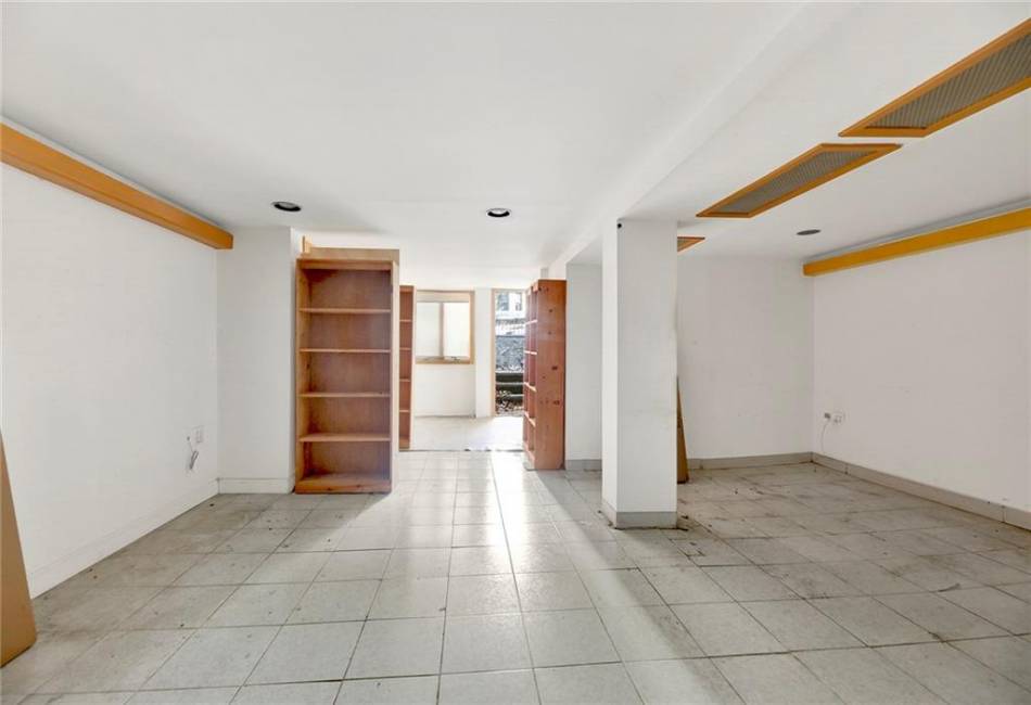 178 68th Street, Brooklyn, New York 11220, 4 Bedrooms Bedrooms, ,3 BathroomsBathrooms,Residential,For Sale,68th,487280