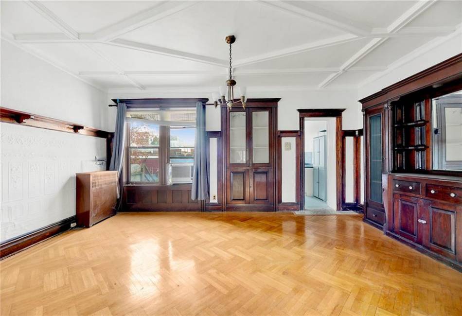 178 68th Street, Brooklyn, New York 11220, 4 Bedrooms Bedrooms, ,3 BathroomsBathrooms,Residential,For Sale,68th,487280