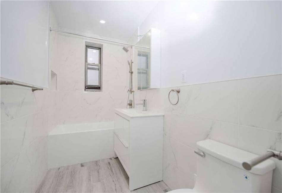 3101 Ocean Parkway, Brooklyn, New York 11235, 1 Bedroom Bedrooms, ,1 BathroomBathrooms,Residential,For Sale,Ocean,487285