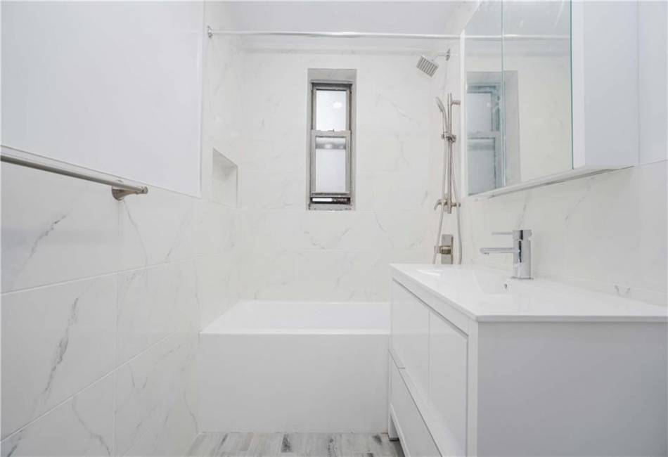 3101 Ocean Parkway, Brooklyn, New York 11235, 1 Bedroom Bedrooms, ,1 BathroomBathrooms,Residential,For Sale,Ocean,487285