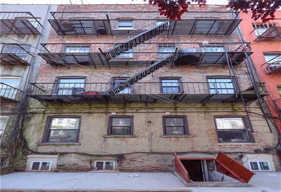 543 49th Street, Brooklyn, New York 11220, 16 Bedrooms Bedrooms, ,8 BathroomsBathrooms,Residential,For Sale,49th,487292