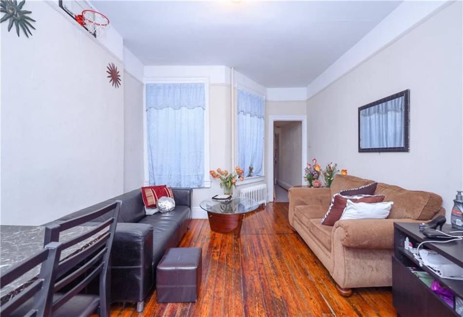 543 49th Street, Brooklyn, New York 11220, 16 Bedrooms Bedrooms, ,8 BathroomsBathrooms,Residential,For Sale,49th,487292