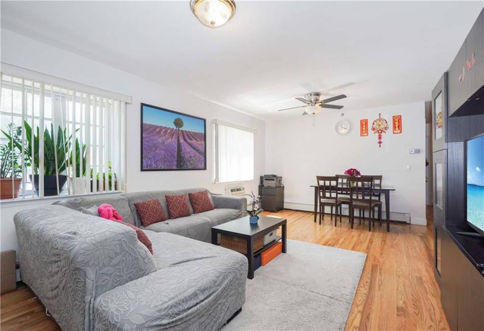 14 Bay 47th Street, Brooklyn, New York 11214, 2 Bedrooms Bedrooms, ,2 BathroomsBathrooms,Residential,For Sale,Bay 47th,487301