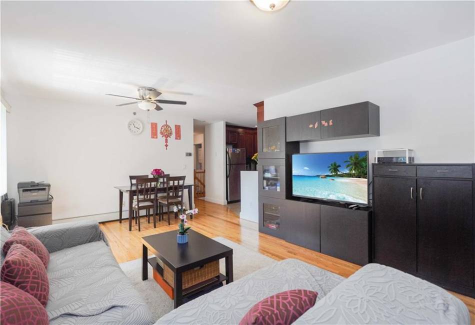 14 Bay 47th Street, Brooklyn, New York 11214, 2 Bedrooms Bedrooms, ,2 BathroomsBathrooms,Residential,For Sale,Bay 47th,487301