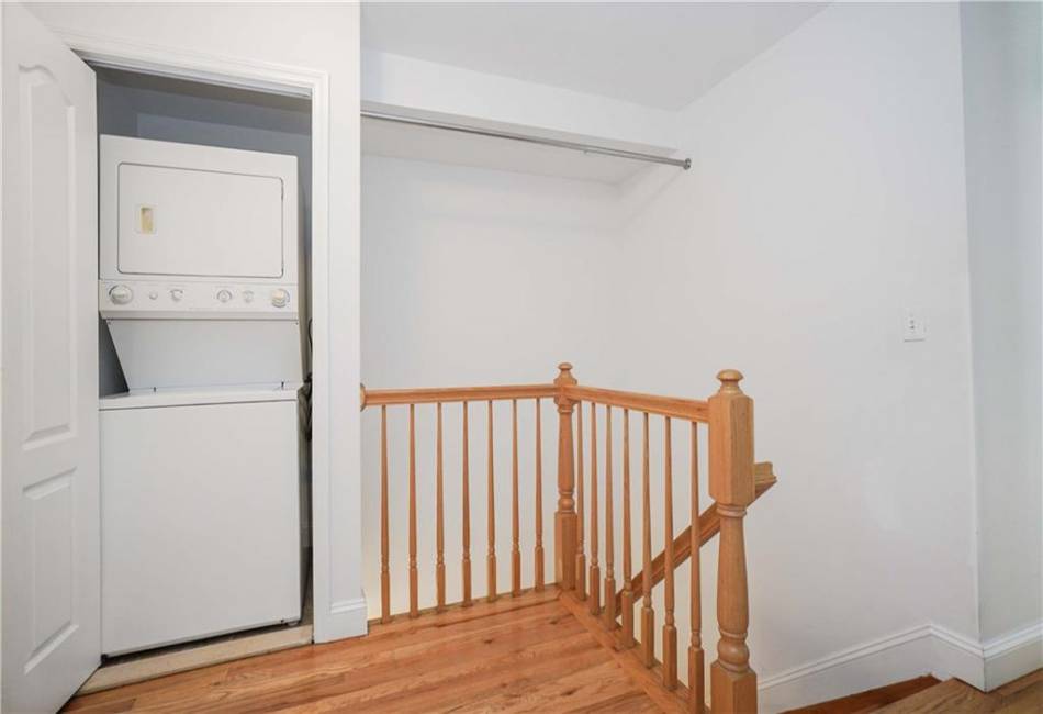 14 Bay 47th Street, Brooklyn, New York 11214, 2 Bedrooms Bedrooms, ,2 BathroomsBathrooms,Residential,For Sale,Bay 47th,487301