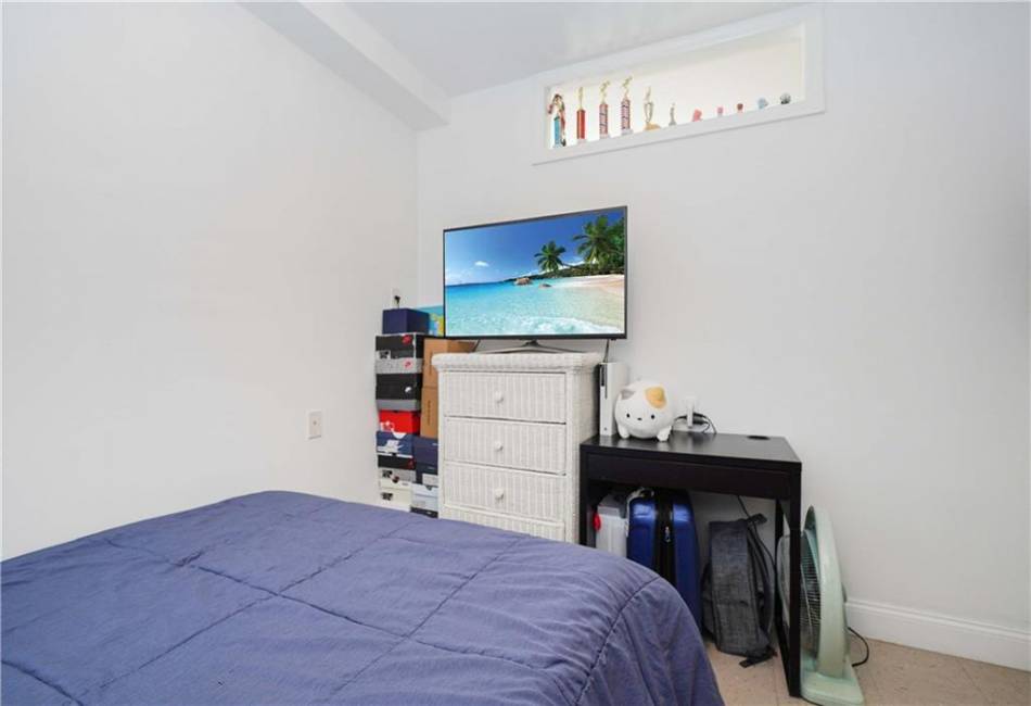 14 Bay 47th Street, Brooklyn, New York 11214, 2 Bedrooms Bedrooms, ,2 BathroomsBathrooms,Residential,For Sale,Bay 47th,487301