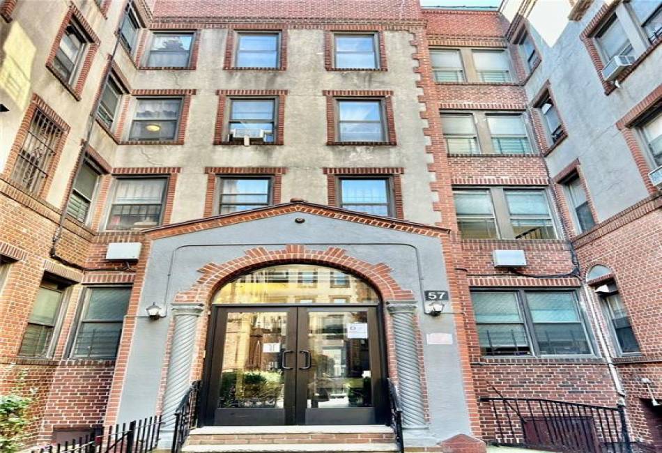 57 Avenue O, Brooklyn, New York 11204, 2 Bedrooms Bedrooms, ,1 BathroomBathrooms,Residential,For Sale,Avenue O,487076