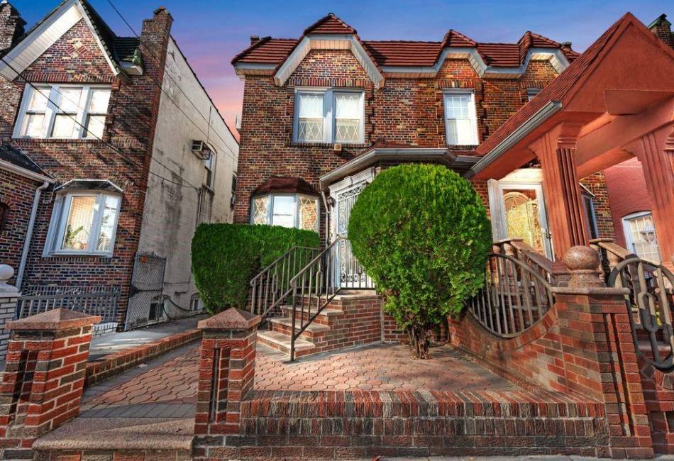 1284 48th Street, Brooklyn, New York 11234, 3 Bedrooms Bedrooms, ,3 BathroomsBathrooms,Residential,For Sale,48th,487322