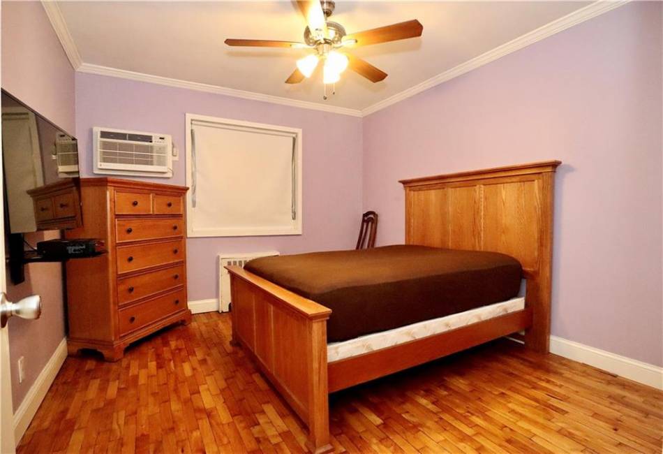 377 Bay 8th Street, Brooklyn, New York 11228, 1 Bedroom Bedrooms, ,1 BathroomBathrooms,Residential,For Sale,Bay 8th,475172