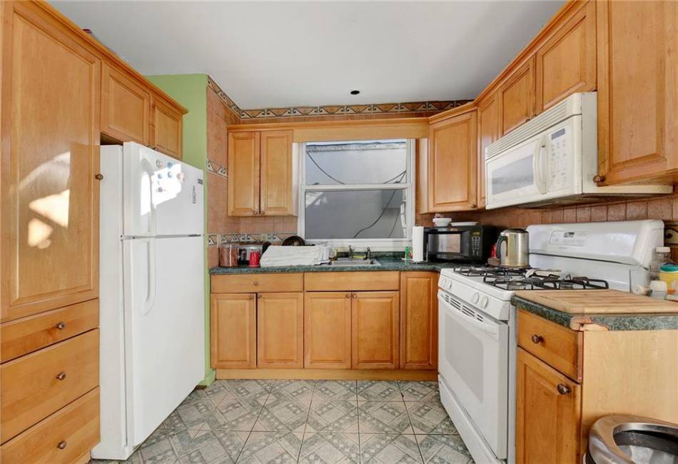 2267 6th Street, Brooklyn, New York 11223, 3 Bedrooms Bedrooms, ,5 BathroomsBathrooms,Residential,For Sale,6th,487185