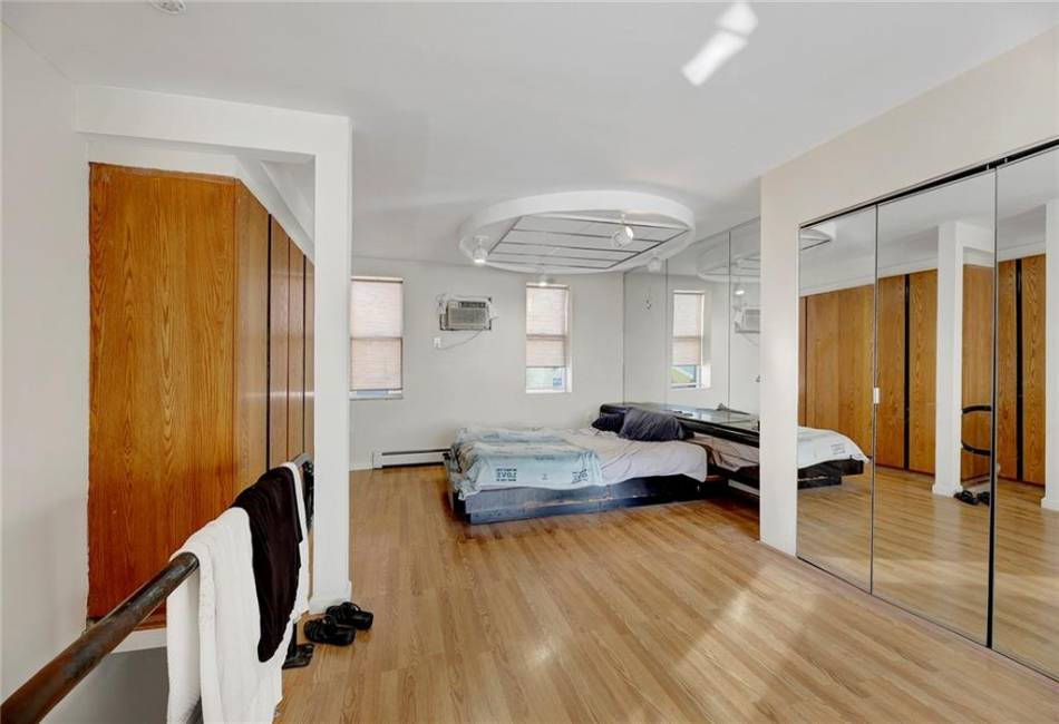 2267 6th Street, Brooklyn, New York 11223, 3 Bedrooms Bedrooms, ,5 BathroomsBathrooms,Residential,For Sale,6th,487185