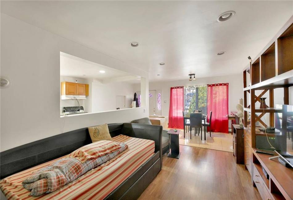 2267 6th Street, Brooklyn, New York 11223, 3 Bedrooms Bedrooms, ,5 BathroomsBathrooms,Residential,For Sale,6th,487185