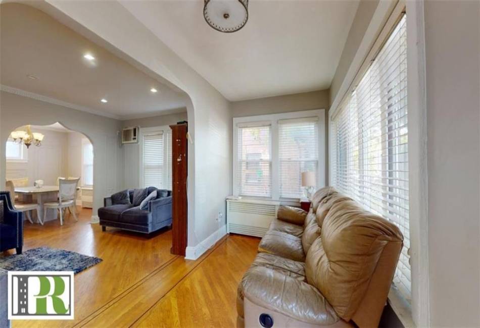 4010 Quentin Road, Brooklyn, New York 11234, 3 Bedrooms Bedrooms, ,2 BathroomsBathrooms,Residential,For Sale,Quentin,487366