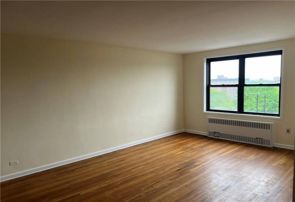 2310 Ocean Parkway, Brooklyn, New York 11223, 2 Bedrooms Bedrooms, ,1 BathroomBathrooms,Residential,For Sale,Ocean,481969