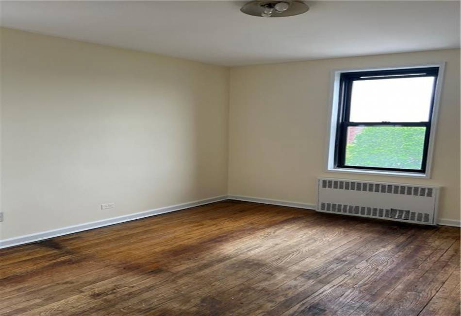 2310 Ocean Parkway, Brooklyn, New York 11223, 2 Bedrooms Bedrooms, ,1 BathroomBathrooms,Residential,For Sale,Ocean,481969