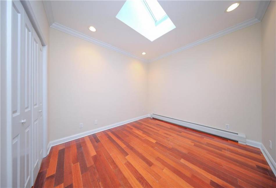 1770 18th Street, Brooklyn, New York 11229, 2 Bedrooms Bedrooms, ,2 BathroomsBathrooms,Residential,For Sale,18th,487321