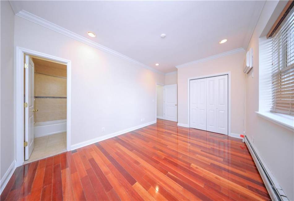 1770 18th Street, Brooklyn, New York 11229, 2 Bedrooms Bedrooms, ,2 BathroomsBathrooms,Residential,For Sale,18th,487321