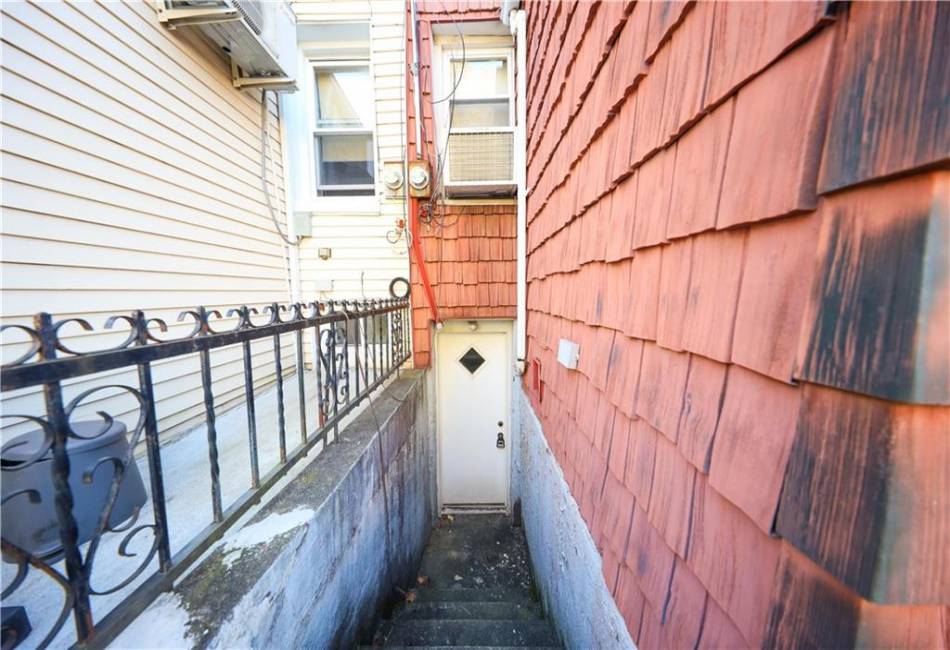 1624 73rd Street, Brooklyn, New York 11204, 2 Bedrooms Bedrooms, ,2 BathroomsBathrooms,Residential,For Sale,73rd,487325