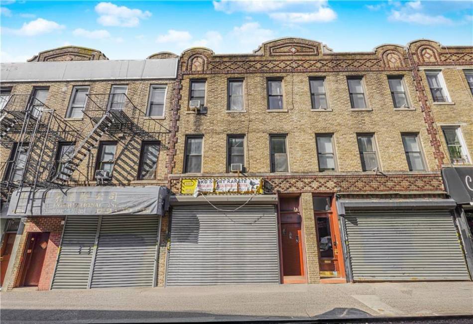 6112 3rd Avenue, Brooklyn, New York 11220, ,Mixed Use,For Sale,3rd,487369