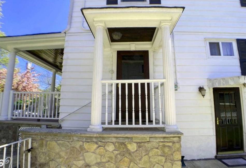 38 Greeley Avenue, Staten Island, New York 10306, 4 Bedrooms Bedrooms, ,4 BathroomsBathrooms,Residential,For Sale,Greeley,487373