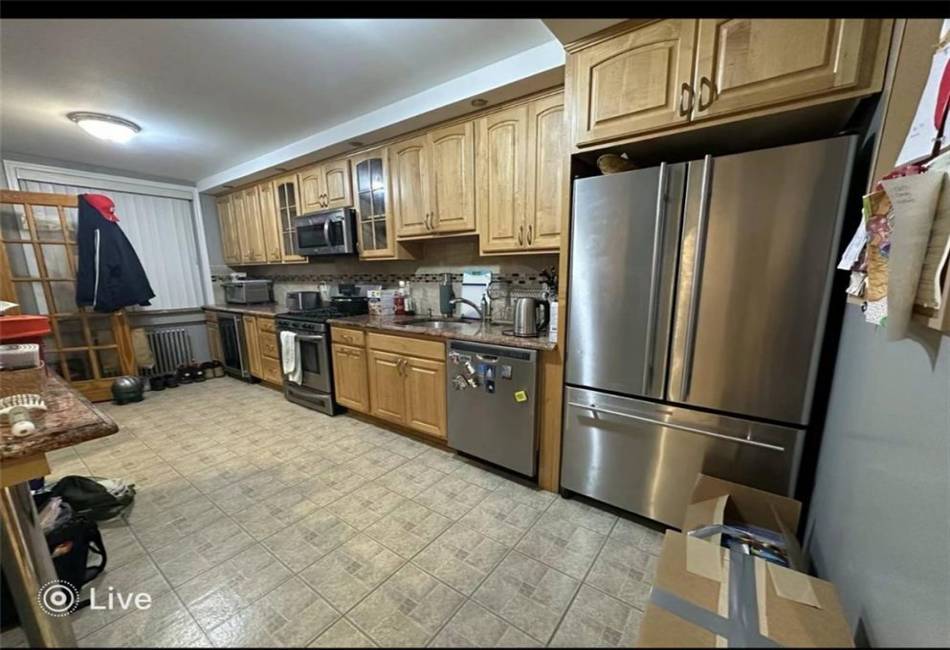 239 Bay 22nd Street, Brooklyn, New York 11214, 3 Bedrooms Bedrooms, ,Residential,For Sale,Bay 22nd,487390