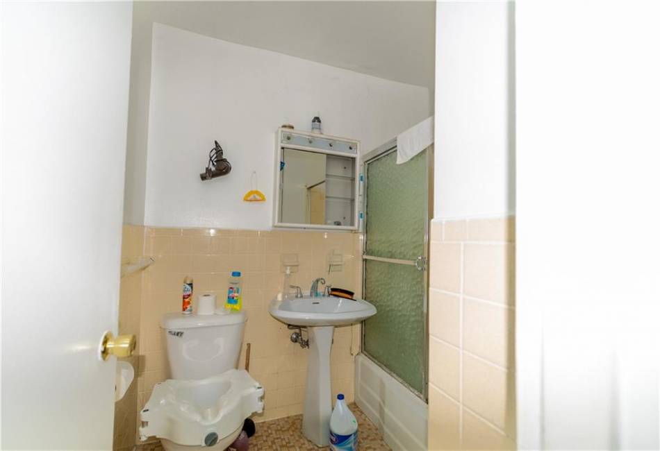 2915 5th Street, Brooklyn, New York 11224, 1 Bedroom Bedrooms, ,1 BathroomBathrooms,Residential,For Sale,5th,487396