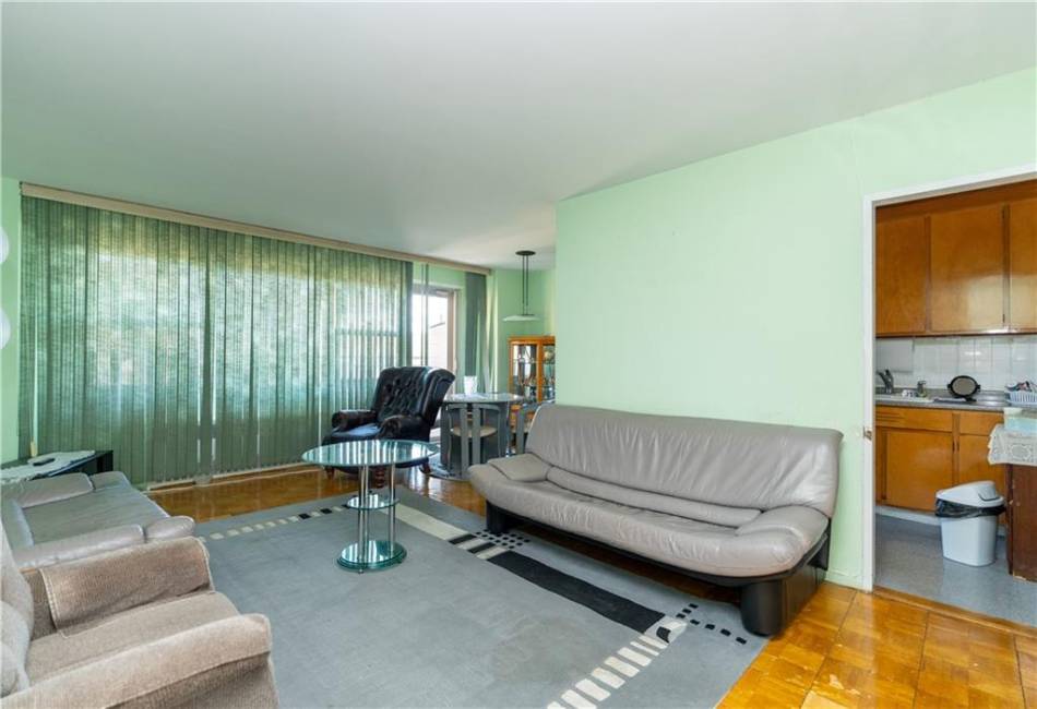 2915 5th Street, Brooklyn, New York 11224, 1 Bedroom Bedrooms, ,1 BathroomBathrooms,Residential,For Sale,5th,487396