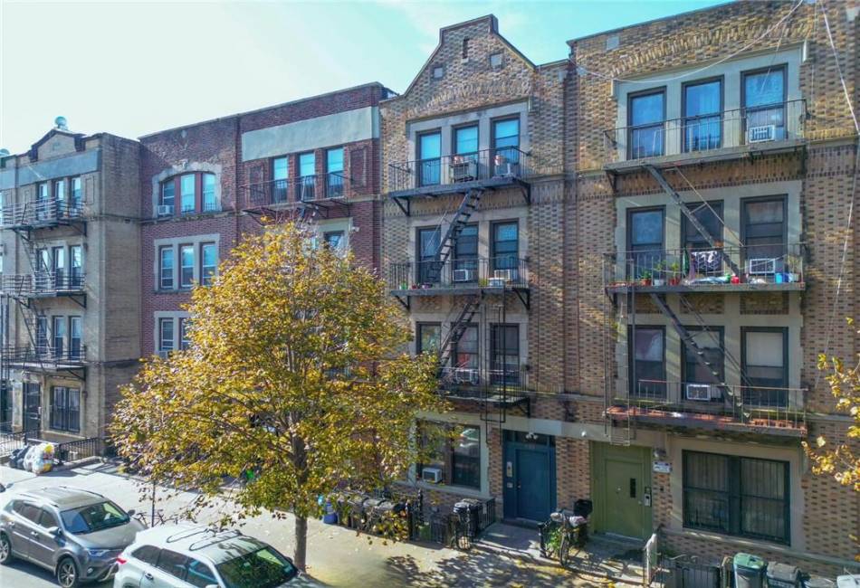 622 Marlborough Road, Brooklyn, New York 11226, 11 Bedrooms Bedrooms, ,8 BathroomsBathrooms,Residential,For Sale,Marlborough,487406