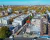 622 Marlborough Road, Brooklyn, New York 11226, 11 Bedrooms Bedrooms, ,8 BathroomsBathrooms,Residential,For Sale,Marlborough,487406