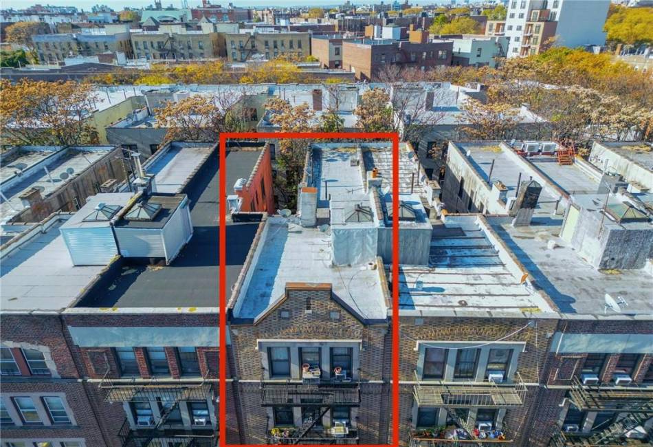 622 Marlborough Road, Brooklyn, New York 11226, 11 Bedrooms Bedrooms, ,8 BathroomsBathrooms,Residential,For Sale,Marlborough,487406