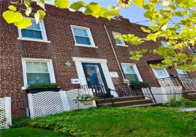 28 Coale Avenue, Staten Island, New York 10314, 2 Bedrooms Bedrooms, ,2 BathroomsBathrooms,Residential,For Sale,Coale,487412