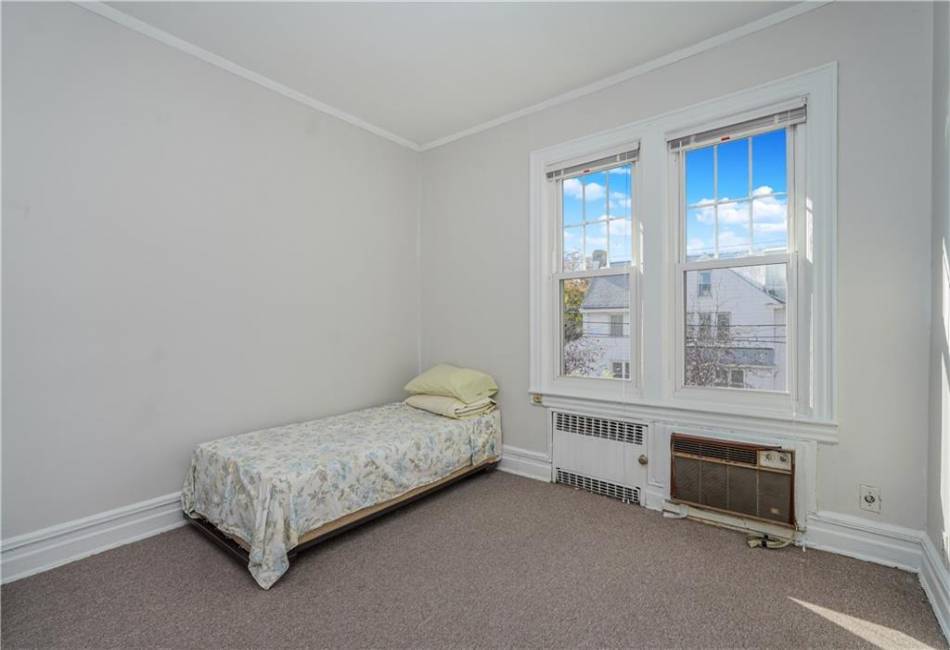 1901 Avenue R, Brooklyn, New York 11229, ,Residential,For Sale,Avenue R,487416