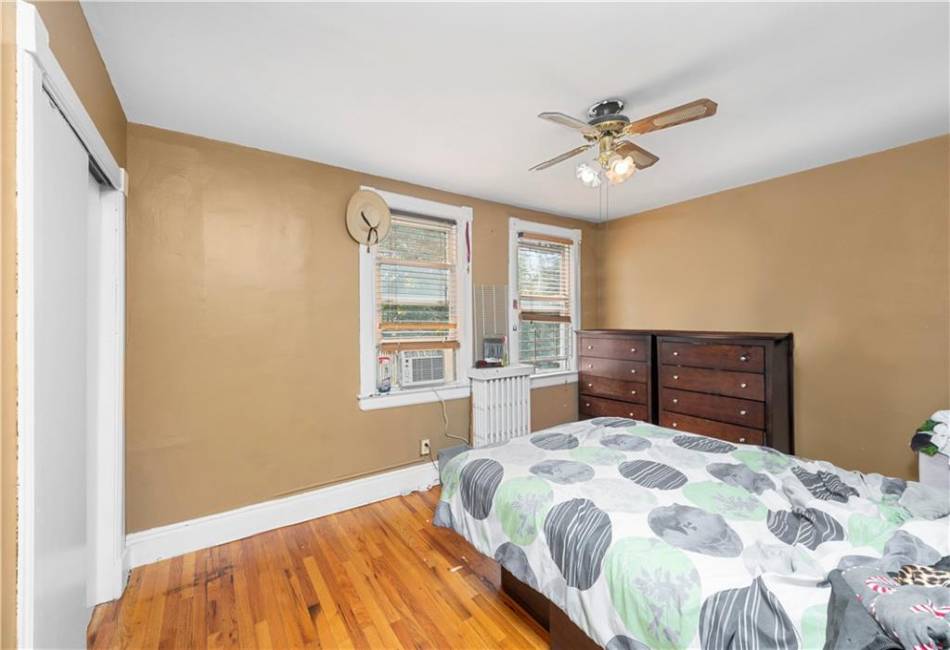 863 Delafield Avenue, Staten Island, New York 10310, 3 Bedrooms Bedrooms, ,2 BathroomsBathrooms,Residential,For Sale,Delafield,487417