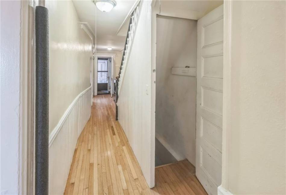 231 Lincoln Road, Brooklyn, New York 11225, 2 Bedrooms Bedrooms, ,2 BathroomsBathrooms,Residential,For Sale,Lincoln,487386