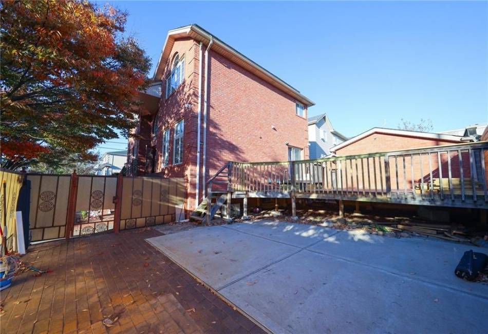 145 Linwood Avenue, Staten Island, New York 10305, 4 Bedrooms Bedrooms, ,4 BathroomsBathrooms,Residential,For Sale,Linwood,487439