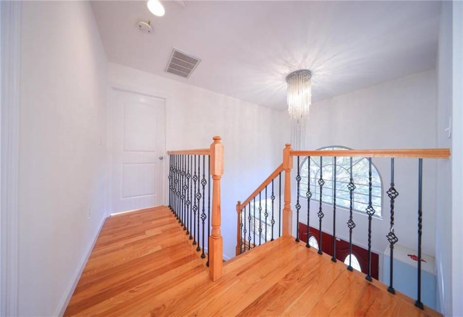 145 Linwood Avenue, Staten Island, New York 10305, 4 Bedrooms Bedrooms, ,4 BathroomsBathrooms,Residential,For Sale,Linwood,487439