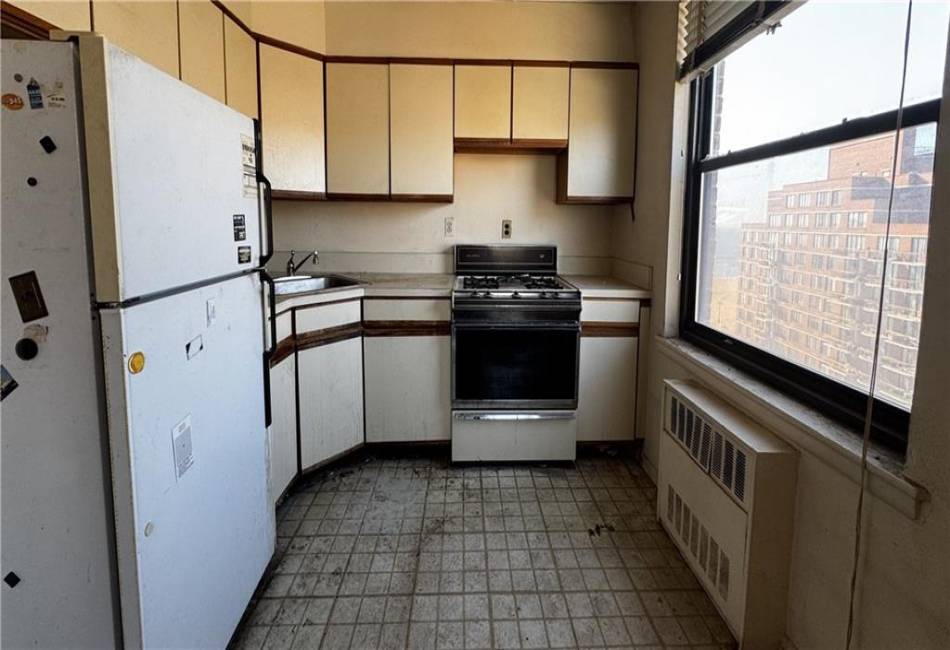 40 Brighton 1st Road, Brooklyn, New York 11235, ,1 BathroomBathrooms,Residential,For Sale,Brighton 1st,487367