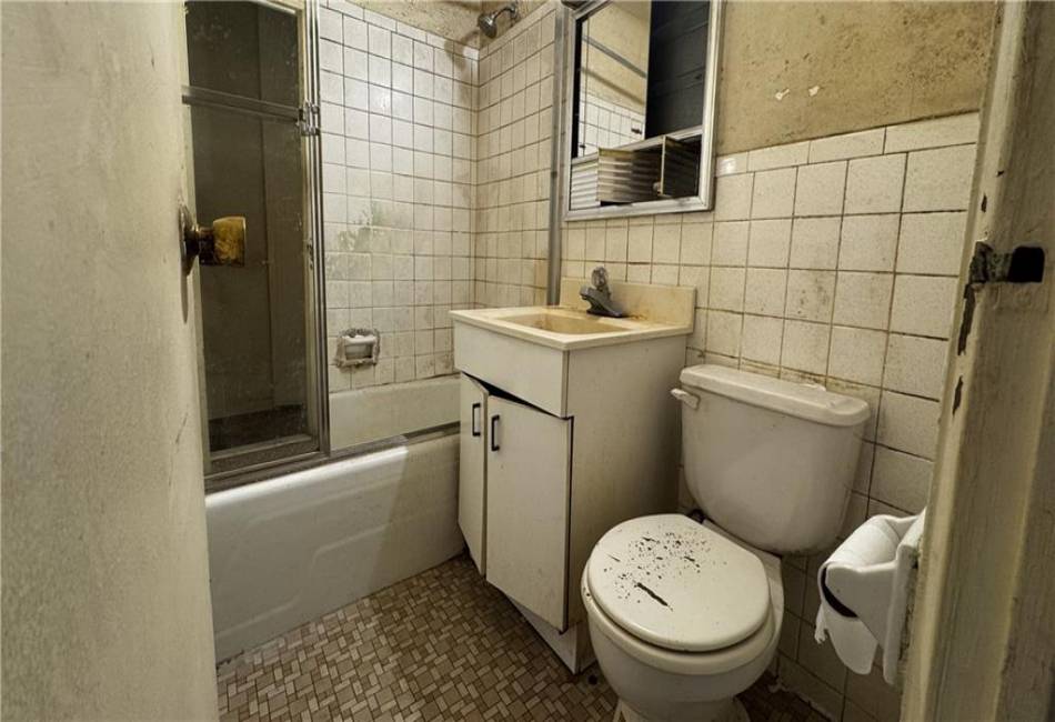 40 Brighton 1st Road, Brooklyn, New York 11235, ,1 BathroomBathrooms,Residential,For Sale,Brighton 1st,487367