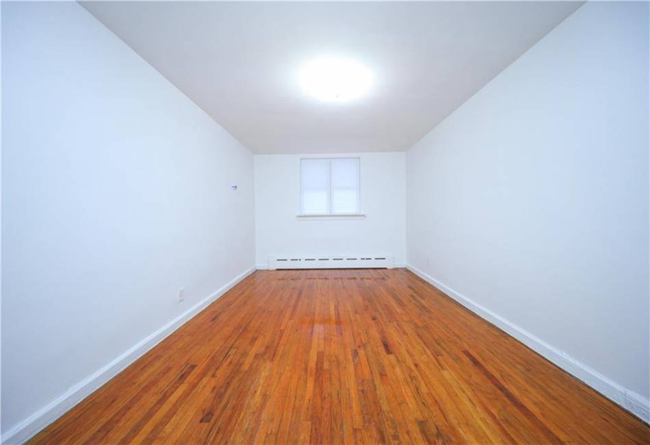 37 Bay 14th Street, Brooklyn, New York 11214, 3 Bedrooms Bedrooms, ,2 BathroomsBathrooms,Residential,For Sale,Bay 14th,487444